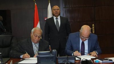 توقيع مذكرة تفاهم بشأن المنطقة اللوجستية المتكاملة بالسلوم
