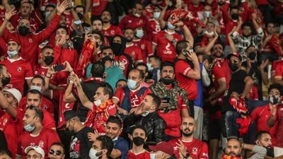 عضو مجلس الأهلي يعد الجماهير بحل أزمة تذاكر مواجهة ريال مدريد