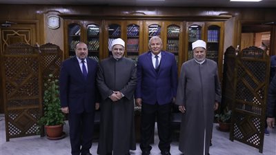 رئيس جامعة الأزهر ومحافظ الوادي الجديد يبحثان إنشاء كليات جديدة