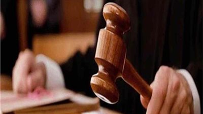 اليوم أولى جلسات محاكمة قاتل زوجته وبائع الحلوى بالطريق العام