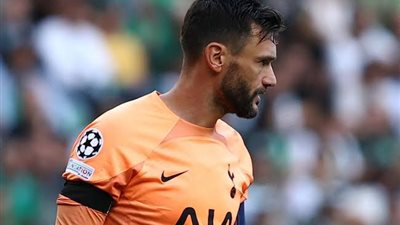 حارس توتنهام يغيب عن الملاعب لعدة أسابيع