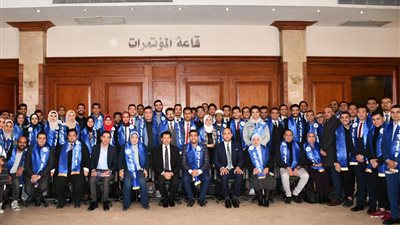 وزير الرياضة يناقش رؤى أعضاء برلمان شباب مصر