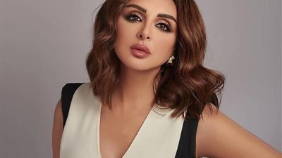 أنغام: عبدالله الرويشد حبنني فى الغناء باللهجة الكويتية