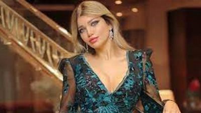 اطلالة لـ ياسمين الخطيب تثير الجدل .. صور