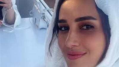 حلا شيحة بدون حجاب مع أبنائها ووالدها فى احدث ظهور.. فيديو