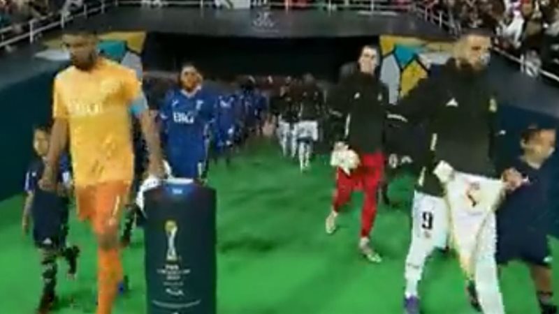 لحظة دخول لاعبى الهلال