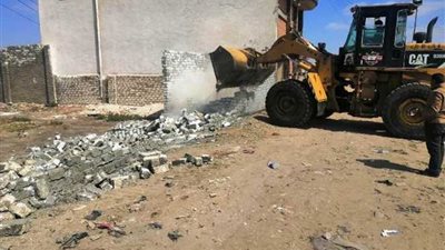 تكثيف حملات إزالة التعديات المخالفه وتطبيق القانون بالشرقية