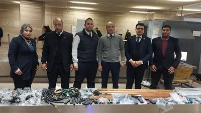 ضبط راكب بحوزته ٩٠٠ قرص مخدر واخر بحوزته ٧ بنادق صيد تحت الماء