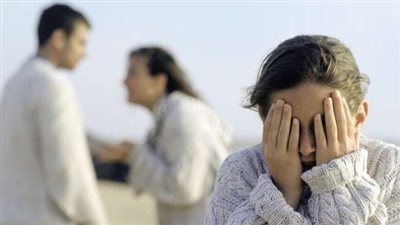 6 حالات لإسقاط الحضانة عن الأم