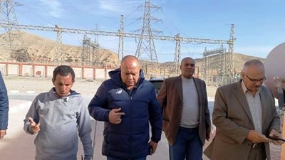 رئيس كهرباء القناة يفاجئ هندسات البحرالاحمر