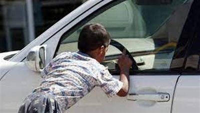 القبض على 2 يستخدمان الأطفال فى أعمال التسول بالقاهرة والجيزة