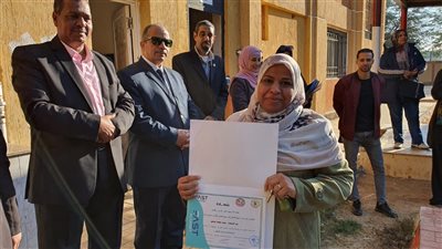 وكيل تعليم الأقصر يواصل متابعاته بزيارة الأقصر الثانوية الفندقية