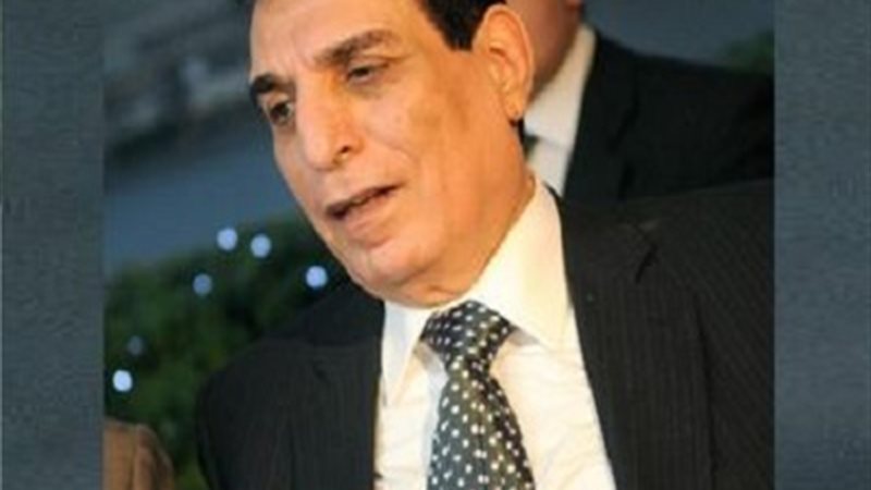 الكاتب الصحفي مرسي