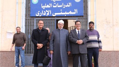 استخراج براءات الرسائل العلمية للباحثين بقطاع اللغة العربية