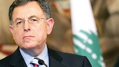 فؤاد السنيورة: هناك أشخاص لديهم مصالح في تفجير الوضع اللبناني