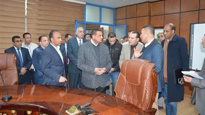 هشام آمنة يختتم زيارته للمنيا يتفقد وحدة المتغيرات المكانية