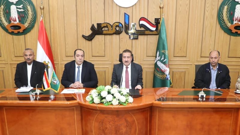 محافظ المنوفية خلال