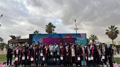 تكريم المتفوقين من أبناء العاملين بالسويس لتصنيع البترول