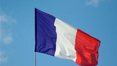 فرنسا تنهى مهام سفيرها بالجزائر