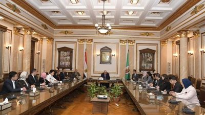 الخشت يوجه بتوسيع قاعدة المشاركة الطلابية فى جميع أنشطة الجامعة