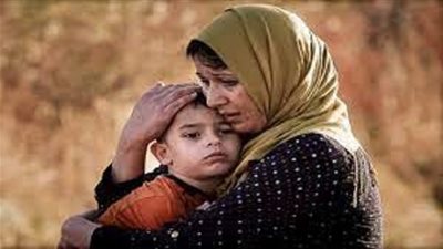 التغنى والتمثيل بألفاظ الطلاق _هل يوقعه