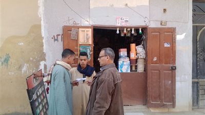 إنذار 33 محل تجاري في أبومناع لتوفيق أوضاعها بدشنا