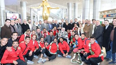 صبحى وغراب وعبدالجواد يستقبلون هوكي الشرقية الفائز ببطولة أفريقيا