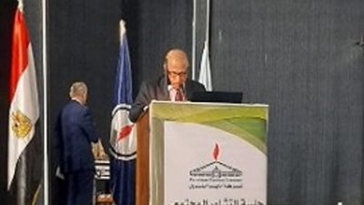 محافظ أسيوط ينيب السكرتير المساعد لحضور جلسة تشاور مجتمعي