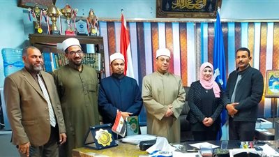 أوقاف السويس تستقبل مسئولي وحدة السكان