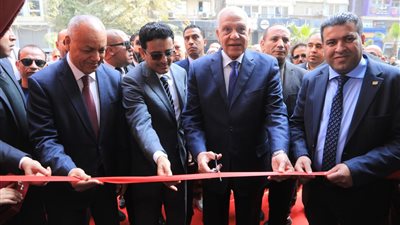 محافظ الجيزة وسفير اليمن يفتتحان معرض اهلا رمضان بالدقى