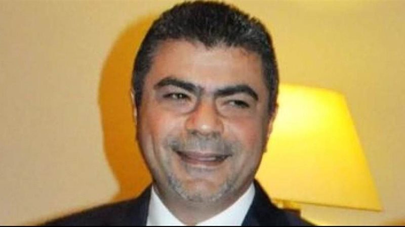 رجل الأعمال أيمن