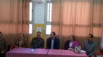 إدارة الشروق وبدر التعليمية تنظم ندوة عن مخاطر المخدرات.. صور