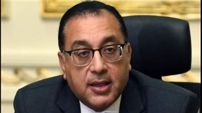 رئيس الوزراء يصل القاهرة عائدا من زيارة رسمية لدولة قطر