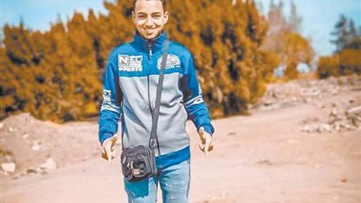 مجهولون قتلوا بائع المفروشات.. وسرقوا بضاعته