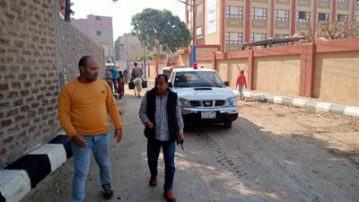 رفع 40 طن مخلفات في أبومناع غرب بدشنا