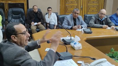 محافظ كفر الشيخ: وصول 8 سيارات كسح مياه للارتقاء بمنظومة النظافة