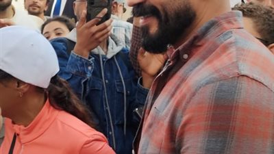 خالد سليم ودينا عبد الله يدليان بصوتيهما في انتخابات الممثلين
