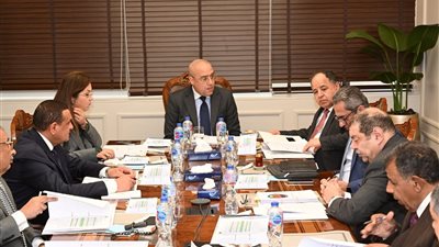 وزير الإسكان: العمل على جذب المزيد من الفرص الاستثمارية