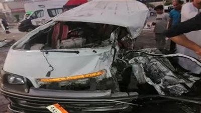 إصابة 8 فى تصادم ملاكي وآخري ميكروباص على طريق الإسماعيلية