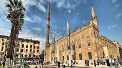 إمام مسجد الحسين يوضح المحرومين من فضل ليلة النصف من شعبان