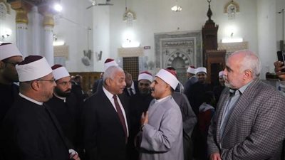 محافظ السويس يشهد الاحتفال بليلة النصف من شعبان بمسجد بدر