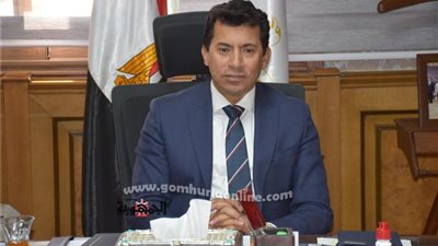الشباب والرياضة تحتفل باليوم العالمي للمرأة بماراثون للمشى
