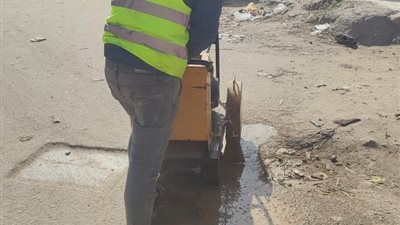 ترميم الحفر والمطبات في 20 شارع بنطاق 3 أحياء بالاسكندرية
