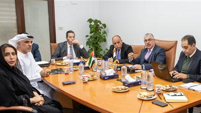جمال الدين يلتقي رئيس القطاع الدولي لموانئ أبو ظبي لبحث التعاون