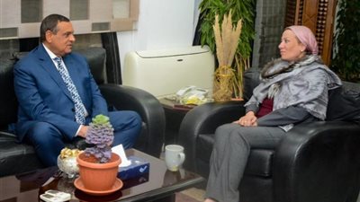 أمنة : توريد 109 محطات ثابتة ومتحركة و7 مصانع لتدوير المخلفات