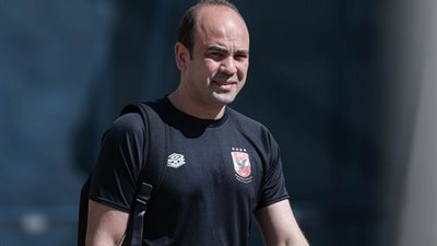 طبيب الاهلى يكشف موقف السولية والشحات من لقاء صن داونز