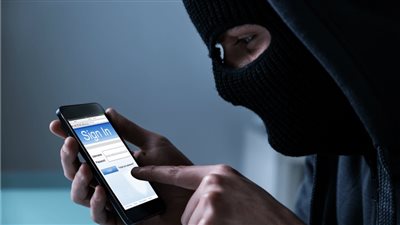 5 خطوات لحماية هاتفك من التطبيقات الضارة والاختراق