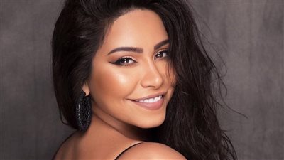 شيرين عبد الوهاب تكشف عن مدير أعمالها الجديد وتهنئ جمهورها برمضان