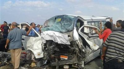 مصرع شخص واصابة اخرين فى انقلاب ميكروباص بقرية فارس