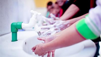 شخصيات عالمية تحذر من التربح من الأزمات الصحية العالمية